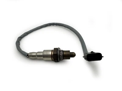 Sonda lambda prima o dopo Kat - Lada Vesta (=226A41772R) 8450035085 - Immagine 1 di 2