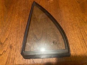 98-02 TOYOTA COROLLA DRIVER LEFT Rear Door Glass Back Side 1/4 Window OEM - Picture 1 of 4
