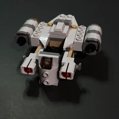 LEGO Star Wars The Mandalorian Mini Razor Crest Foto 1 de 4