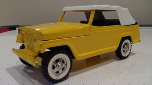 60er Jahre Vintage Tonka Willys Jeep Jeepster 4x4 Pressstahl gelb LKW - Bild 1 von 10