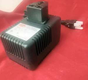 Austin House 50 Watt Reverse  (Lo-Hi)  Transformer w/Adapter Plug - Model 1-50R - Picture 1 of 3