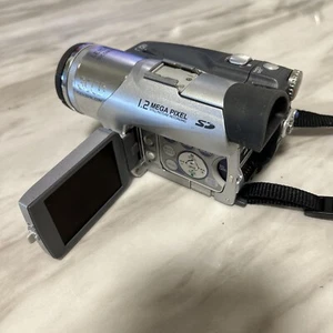 Parts Panasonic 3CCD PV-GS120 MiniDv Mini Dv Camcorder VCR Player Video Transfer - Picture 1 of 7