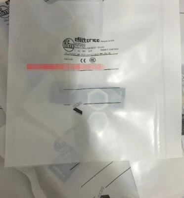 IGT200 1PC NEW efector  proximity switch - Image 1 of 4