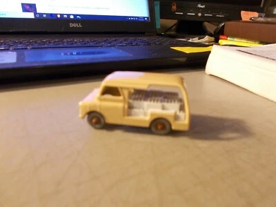 VINTAGE. LESNEY MATCHBOX #29 BEDFORD MILK DELIVERY VAN GRAY WHEELS 1956 - Image 1 of 4