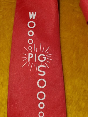 1950s 1960s ~VINTAGE MENS TIE ~ RHYNECLIFFE ~ " WOOO PIG SOOOIE " ~ ORANGE ~ 54" - Image 1 of 3