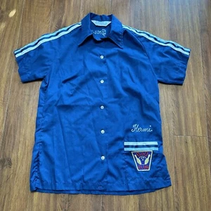 Vtg Hilton Bowling Shirt 34 600 Club Embroidered 60s 70s Button Pocket Tee USA - Picture 1 of 8