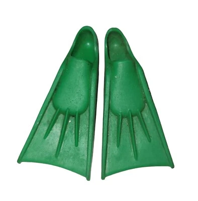 Ken Barbie 1406 Skin Diver aletas de buceo verdes 1964 Mattel para 1961-1967  Foto 1 de 3