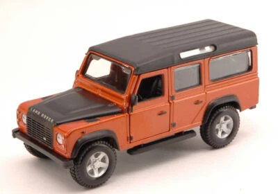 MODELLINO AUTO STATICO BURAGO LAND ROVER DEFENDER 110 ARANCIO/NERO SCALA 1/32 - Immagine 1 di 4