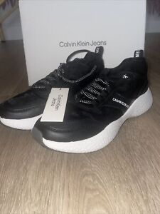 Calvin Klein Jeans Black laceup sneakers / runner trainers