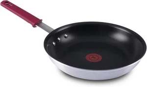 T-FAL Professional VX3 Gebürstet Antihaft Bratpfanne mit 10 Zoll Pfanne, Schwarz  - Bild 1 von 8