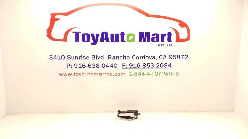 2007 SCION TC DRIVER SIDE FRONT INTERIOR DOOR HANDLE  - Image 1 of 4