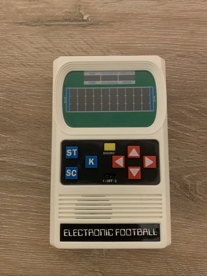 Videojuego electrónico portátil MATTEL Football I de colección probado funcionando Foto 1 de 4