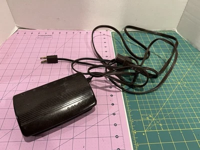 Singer Sewing Machine 5 Prong Hole FOOT CONTROL 604280 001 Pedal Genuine Tested - Image 1 of 4