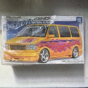 XENON GM Chevrolet Astro Python Body Styling. Kit 10170 1/24 Model Kit - Picture 1 of 8
