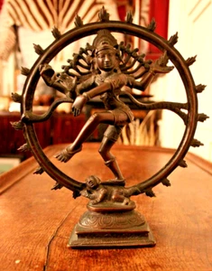 Antigua estatua de bronce vintage de dios hindú danzante Navratri Natraj Shiva - Imagen 1 de 22