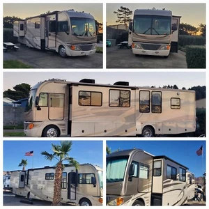 motorhome class A / 37ft - 3 slides - Picture 1 of 4
