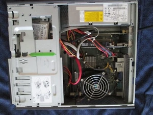 Fujitsu Siemens desktop pc - Afbeelding 1 van 16