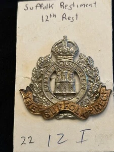 GREAT! WW1 The Suffolk Regiment 12th Regiment Cap Badge - Picture 1 of 2