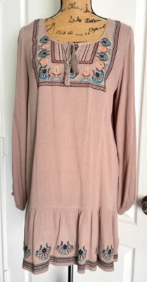 Vestido Anthropologie Tomate Volador Manga Larga Cambio Bordado Cuello en V Pequeño Med Foto 1 de 4