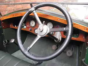 TRADITIONAL LEATHER STEERING WHEEL COVERS / GLOVES - CLASSIC CARS & COMMERCIALS - Picture 1 of 8