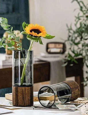 Moderne Glasvase Zylinder | Holzsockel | Minimalistisch Deko - Bild 1 von 3