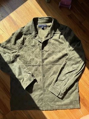 Chaqueta vaquera vintage Louis Vuitton LV con monograma Foto 1 de 4