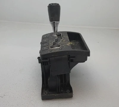 2006-2007 Jeep Commander Automatic Floor Gear Shift Shifter Assembly OEM - Image 1 of 4