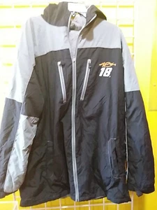 NASCAR #18 KYLE BUSCH PUFFER JACKET MENS L - Picture 1 of 5