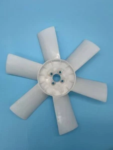 Ventilador de refrigeración para Suzuki LJ80 6 aspas blanco 4 orificios de montaje - Imagen 1 de 10