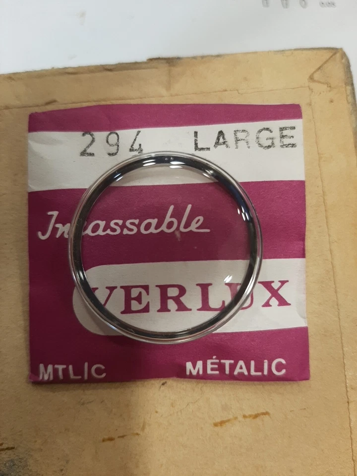 Verlux 294 large Mtl/c Vetro Plexiglass bombato Vintage Nos - Immagine 1 di 1