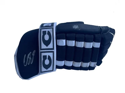 Guante de colección firmado por Claude Giroux Philadelphia Flyers CCM certificado de autenticidad JSA Foto 1 de 3