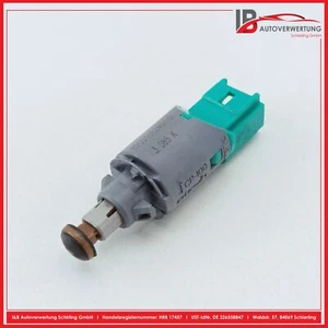 Interruptor accionamiento embrague RENAULT SCÉNIC II (JM0/1_) 1.6 8200168240 - Imagen 1 de 3