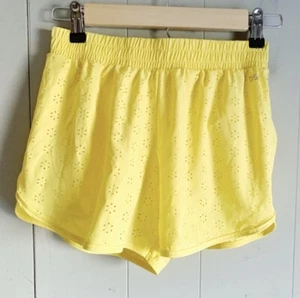 DSG Girls' Stride Shorts Yellow Floral Pin Hole Pattern Size Large (14) - Picture 1 of 5