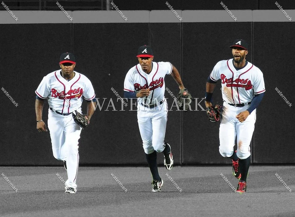CY988 Jason Heyward BJ Upton UP-UP-Hey Braves 8x10 11x14 16x20 Spotlight Photo - Image 1 of 1