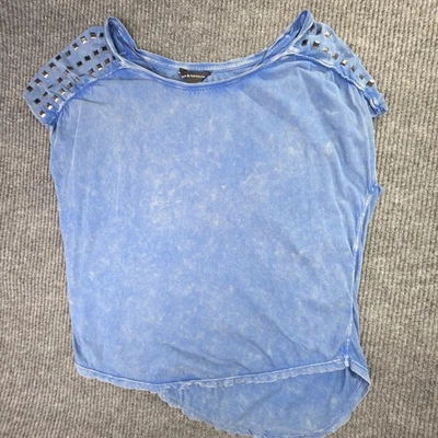 Rock & Republic Shirt Womens L Blue Wash Studded Asymmetrical Hem Top Boho Edgy - Image 1 of 4