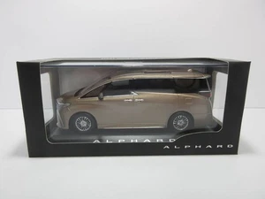 1/30 TOYOTA ALPHARD PRÉCIEUX LEO BLOND 70344 - Photo 1/4