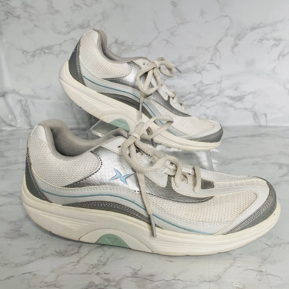 Zapatilla deportiva ortopédica de malla elástica AETREX para mujer blanca plateada azul talla 7 Foto 1 de 4