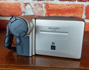 Sharp Viewcam VL-E630 Hi8 Camcorder - Powers On via Mains, Untested w/Tape - Picture 1 of 10