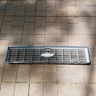 1973 1974 GMC K10 Truck 350 Front Grille w Silver / Chrome Trim - 6262157 - Image 1 of 4