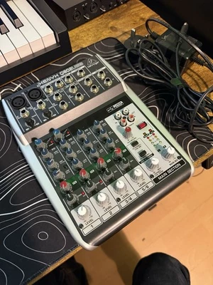 Beginner Xenyx Q802usb Mixer/interface - Image 1 of 2