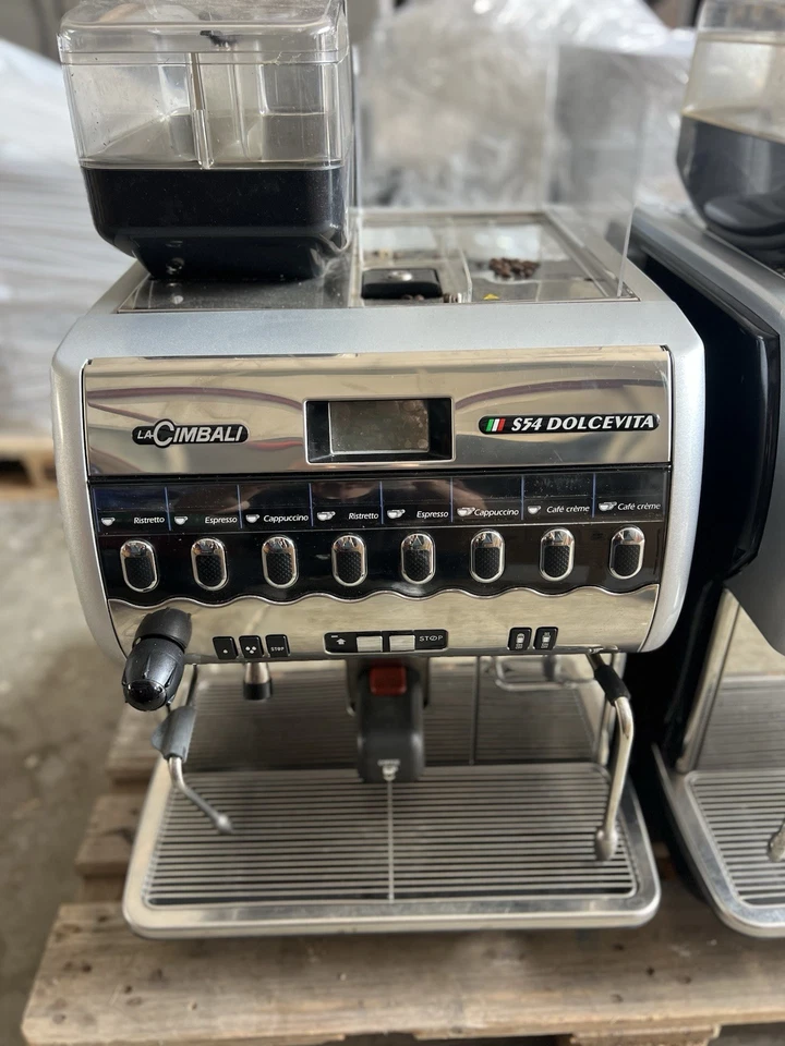 Macchina Caffè Super automatica - Immagine 1 di 1