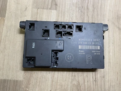 MÓDULO DE CONTROL PUERTA PASAJERO DELANTERO MERCEDES BENZ CLS550 CLS63 AMG OEM 07-11 Foto 1 de 3