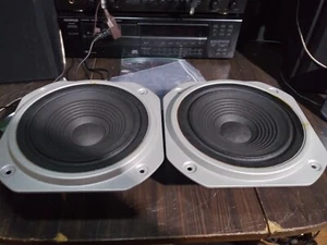 Bel set usato Technics EAS-20PL159SA tweeter 8" di Technics SB-K23 e viti - Foto 1 di 6