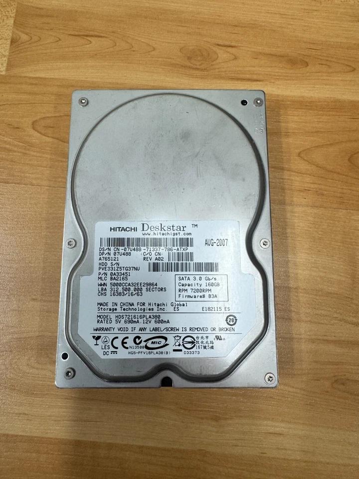 7U488 HDS721616PLA380-DELL 160GB 7200 RPM 3G 8MB SATA 3.5" HD - Image 1 of 1