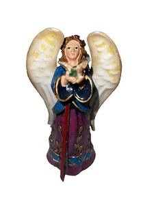 Angelo che tiene colomba ornamento natalizio senza marchio - Foto 1 di 2