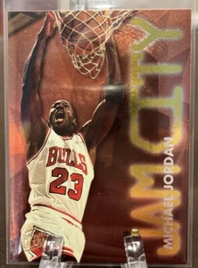 MICHAEL JORDAN CHICAGO BULLS HOF JAM CITY SP 1996 1996-97 FLEER ULTRA NM - Picture 1 of 2