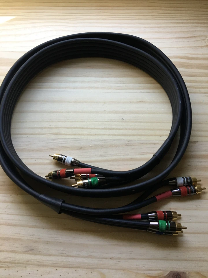 Monoprice Video Coaxial Cable - 6 Feet - Black | 18AWG CL2 Prem 75 OHM CL2 RATED Foto 1 de 4