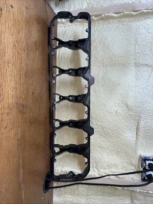 2007 Dodge Ram Cummins Diesel 5.9L Valve Cover Spacer adapter Rocker Housing OEM - Image 1 of 2