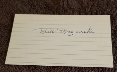 Autographed 3x5 card #9 Pittsburgh Pirates Bill Mazeroski - Image 1 of 3
