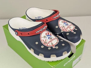 Crocs MLB New York Yankees Classic Clogs Men's Size 12 Navy NYY New in Box - Picture 1 of 9